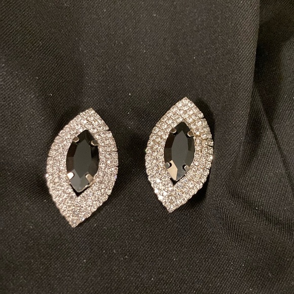 Dress Up Costumes Rhinestone & Pearl Jewelry Lot - Picture 6 of 6